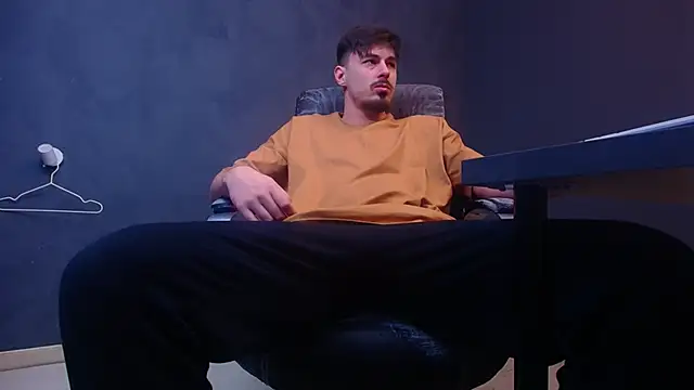 EnzoRace online show from February 8, 7:03 am