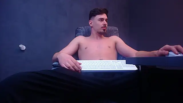 EnzoRace online show from February 15, 7:51 am