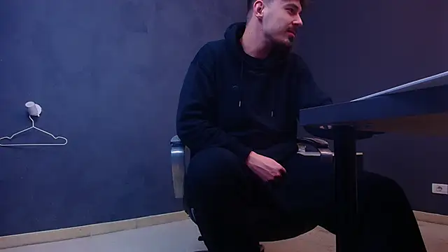 EnzoRace online show from February 10, 7:13 am