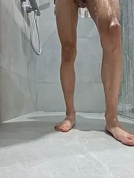 lucasdick18 online show from June 30, 7:48 pm