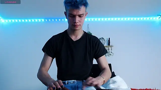 nicktorn online show from June 5, 1:39 pm