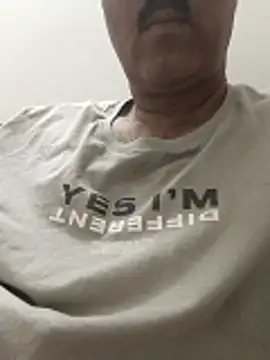 moonflower25 online show from April 12, 1:34 pm