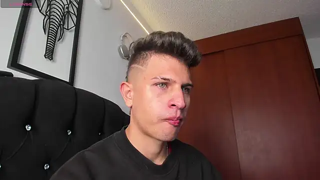 kevin ahss online show from November 20, 10:08 pm