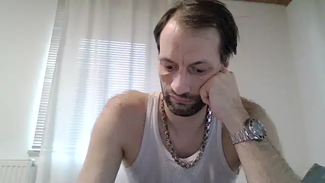 XLBarehengst online show from October 25, 8:49 am