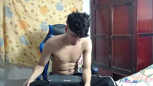 alice julls online show from July 1, 6:41 pm