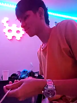 ElverCol online show from March 16, 4:19 am