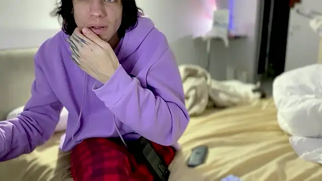 j justin online show from January 18, 10:01 pm