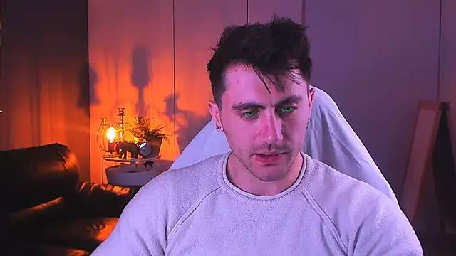 Oscar Miller  online show from October 13, 9:32 pm