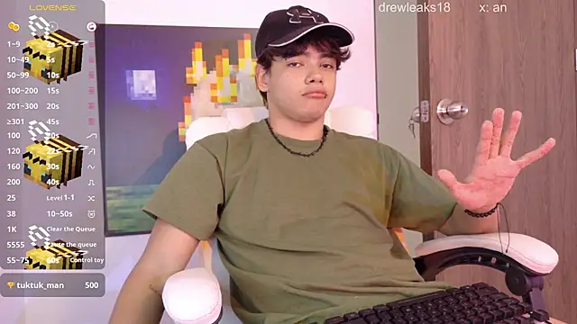 an drew18 online show from May 15, 4:15 pm