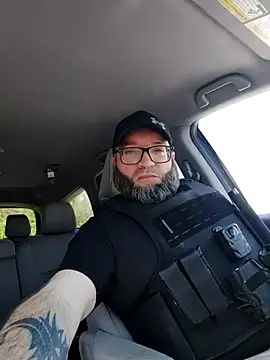 unknown man69 online show from April 21, 5:30 pm