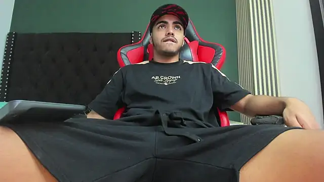 ares pain online show from April 8, 7:33 pm