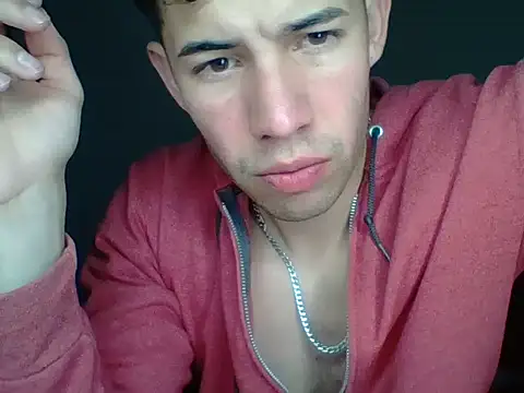 Maxtaylor18 online show from January 16, 2:36 am