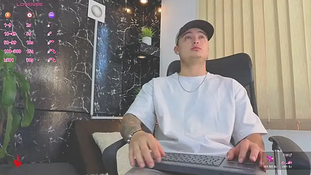 Alexander ferre online show from April 12, 2:07 pm