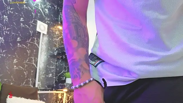 Alexander ferre online show from March 21, 1:48 pm