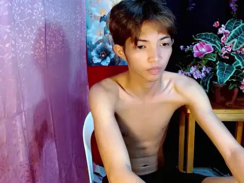 addicted to alex online show from June 18, 4:56 pm