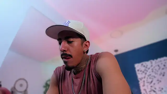 Donovan Desmond online show from February 4, 6:41 am