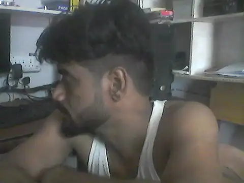 bhabhi lover11122 online show from October 26, 5:53 am