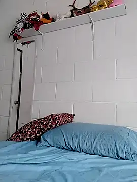 oxxy jean online show from March 12, 2:36 pm