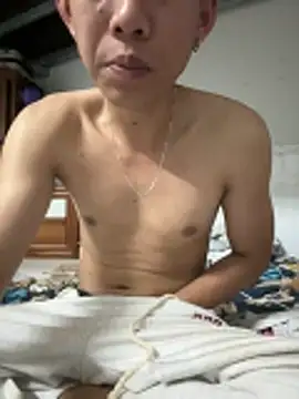 linh21107 online show from December 1, 1:25 pm