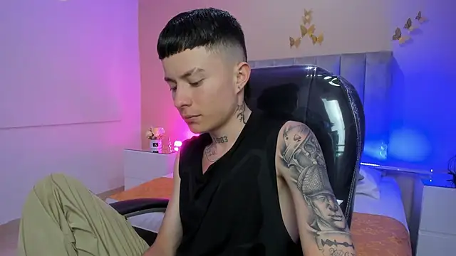 Nascary Fox online show from March 3, 7:54 pm