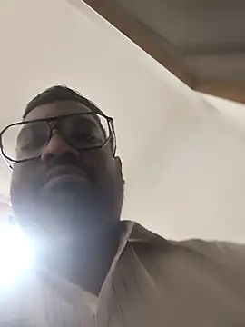 vinay smalldick online show from July 13, 12:18 pm