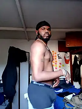 muushroomtip online show from April 13, 12:00 am