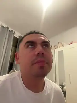 davidxxx099 online show from April 15, 10:21 pm