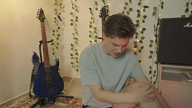 RusBradPitt online show from February 11, 3:50 pm