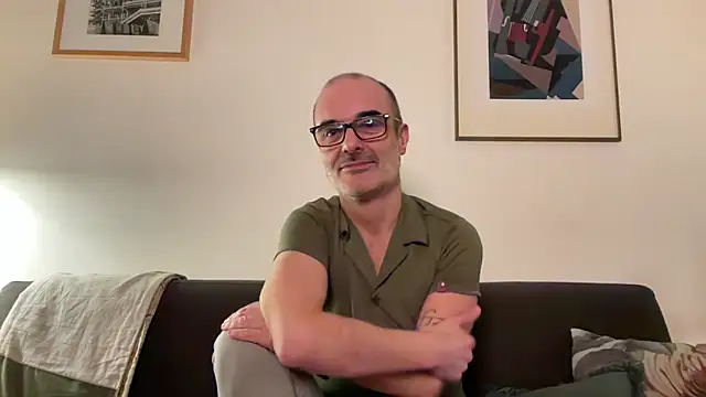 Milkywaymen online show from March 8, 8:46 pm