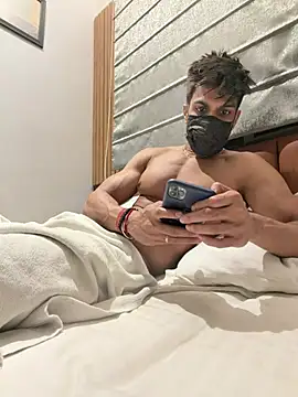 fitxrs online show from February 15, 2:36 pm