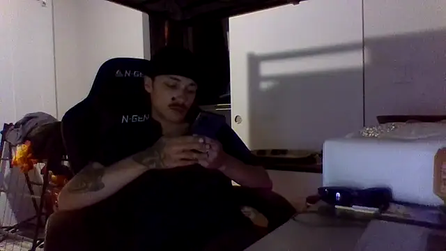 Jbenz420 online show from June 29, 2:18 am