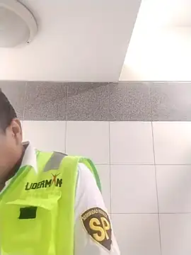 danigarci2307 online show from April 2, 10:06 pm