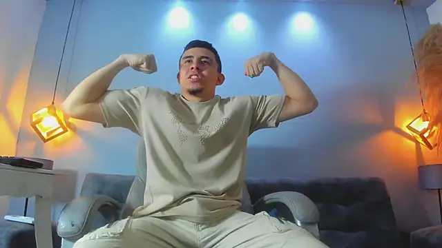 Eross Santy online show from April 4, 3:20 pm