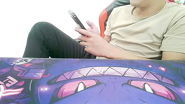 zhu000000 online show from October 29, 8:39 am