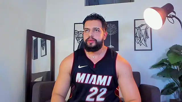 Justin kingX7 online show from May 29, 5:17 am
