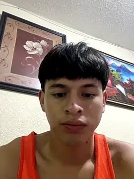 Lovethugblad18 online show from September 20, 4:01 am