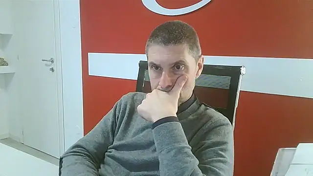max79ve31 online show from March 13, 3:08 pm