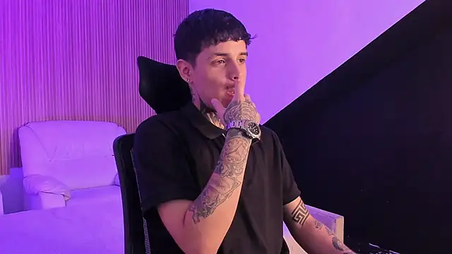 Declan-Fox online show from October 13, 12:55 pm