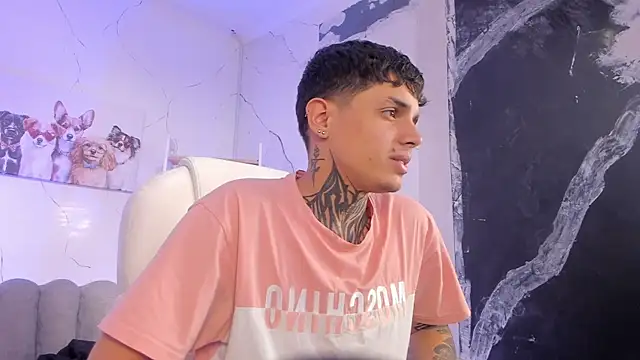 Declan-Fox online show from November 6, 4:15 am