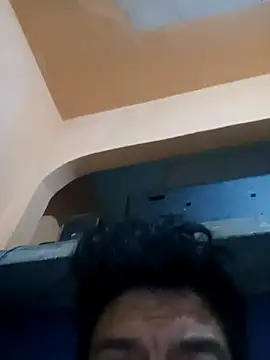 cesarin3535 online show from November 30, 6:37 am