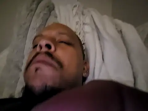 caramelizedzeus online show from November 6, 11:08 pm