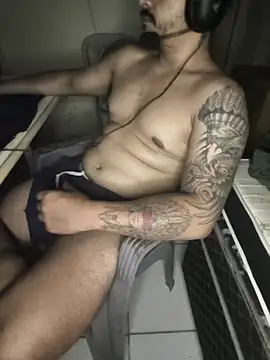 gtzmoreno online show from March 31, 6:04 am