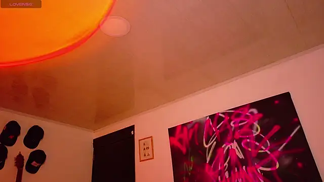 TomSloam online show from March 18, 3:53 am