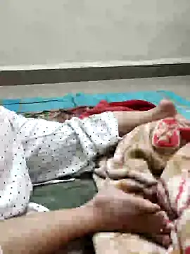 hot couple 08 online show from October 7, 5:28 pm