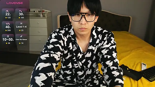KaiChicken online show from May 18, 4:33 pm