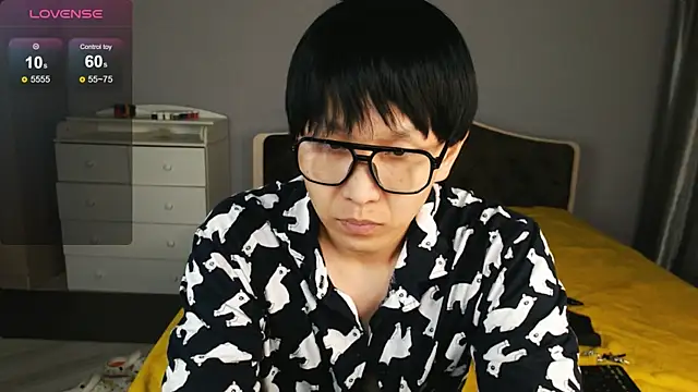KaiChicken online show from May 31, 3:44 pm