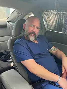 fuckadilf online show from March 4, 5:20 pm