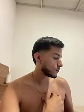 AndrewBlackee online show from June 4, 5:46 am