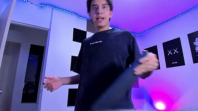 jeycobb online show from March 22, 1:21 am