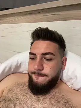 MilanYaman online show from October 8, 4:00 pm